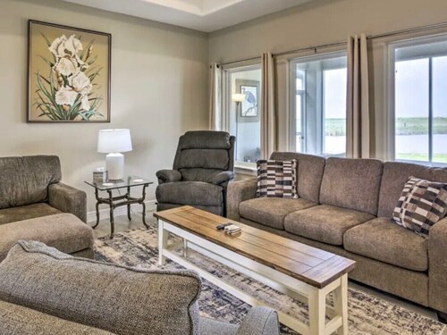 The Birder's Retreat -38 Val