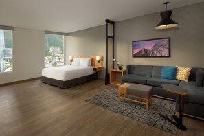 Ropa de cama de alta calidad y minibar 