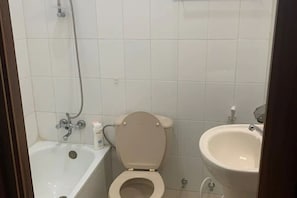 Bathtub
