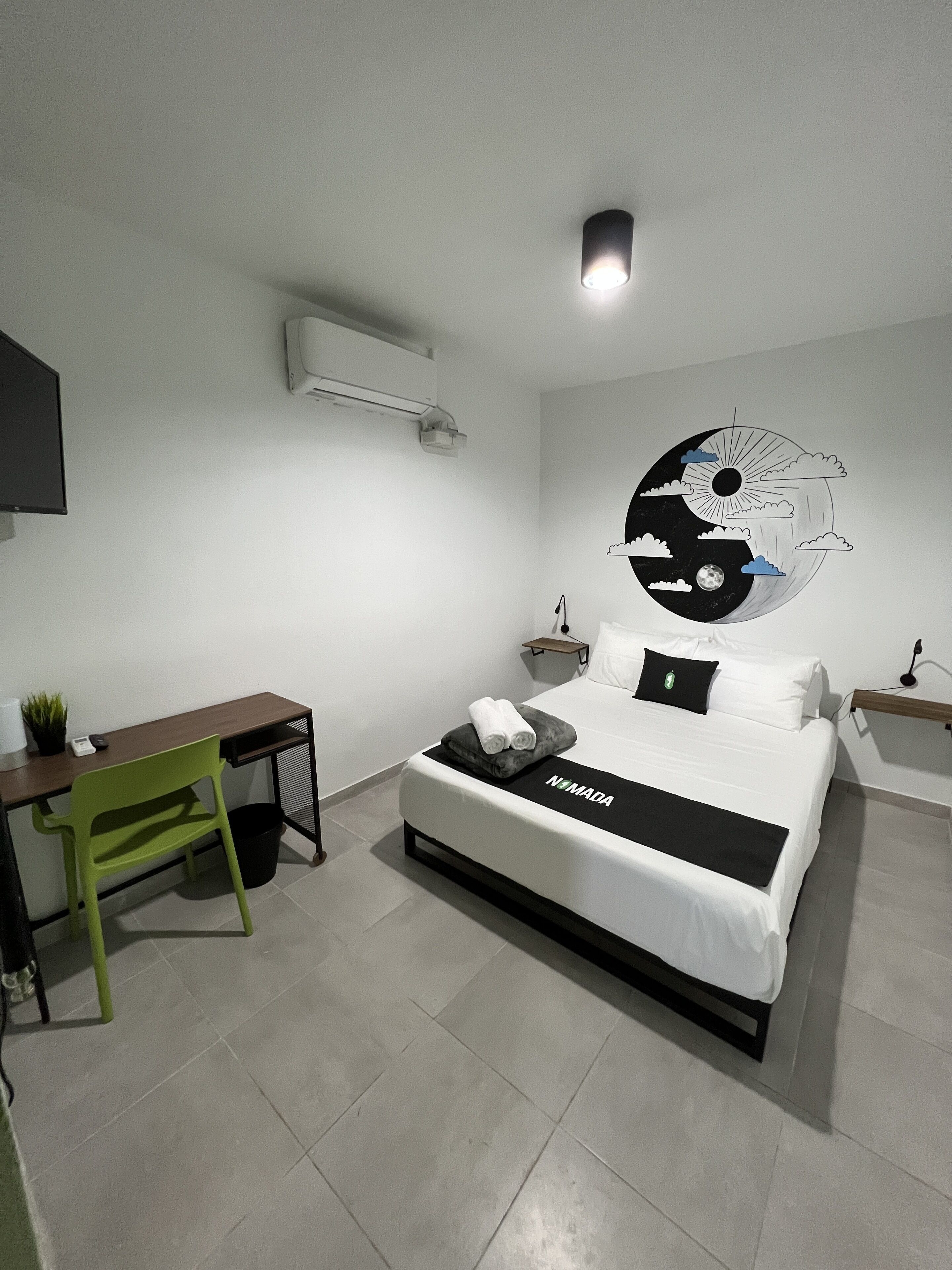 standard double room | blackout curtains, free wifi, bed sheets