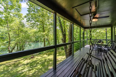 Cozy Retreat on the Obey River near Dale Hollow Lake