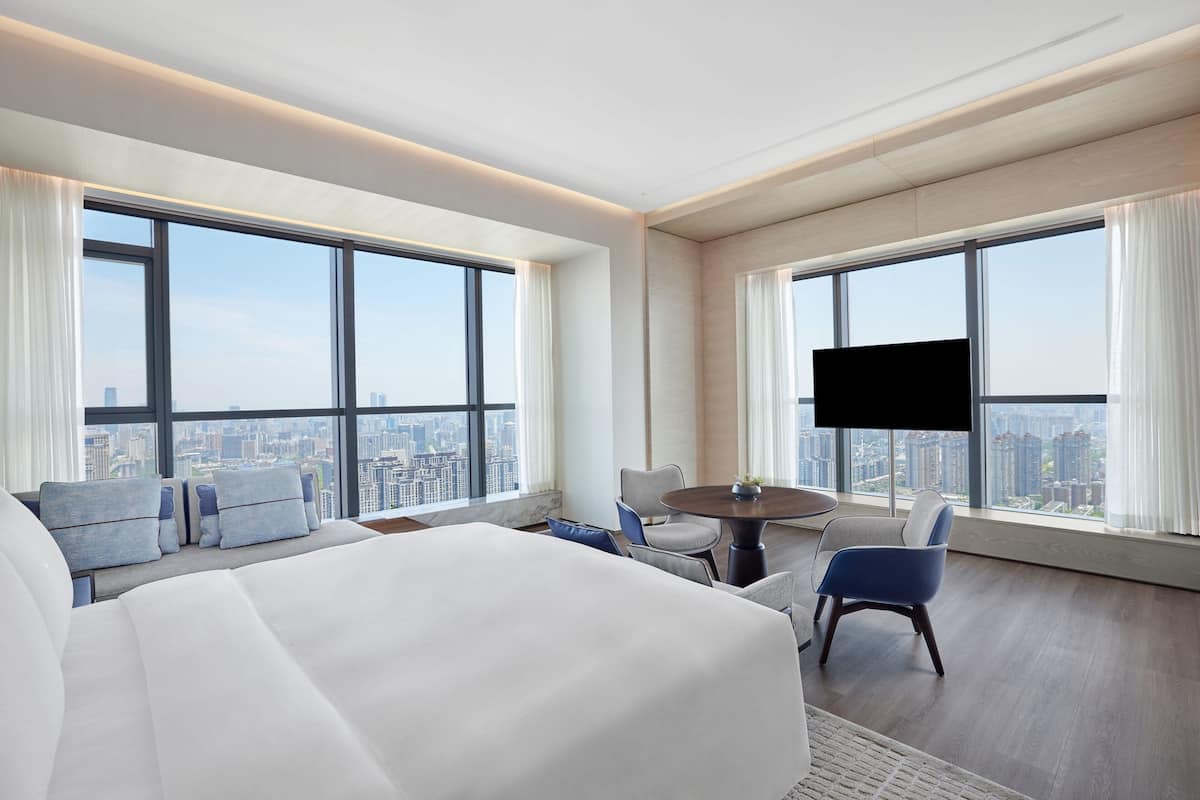 Executive studio, 1 tweepersoonsbed | 1 slaapkamer, een minibar, individueel gedecoreerd