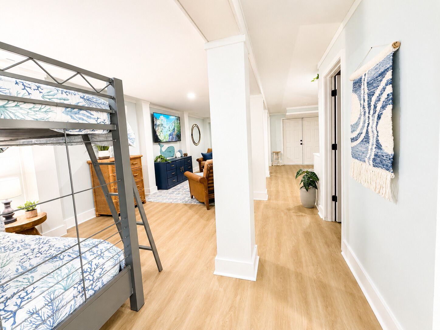 3 bedrooms, iron/ironing board, free WiFi, bed sheets