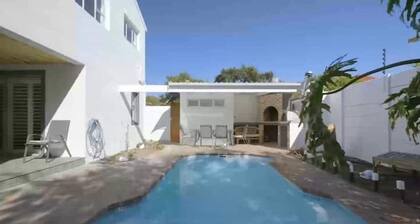 Mount View. Luxury 3 bed villa with pool