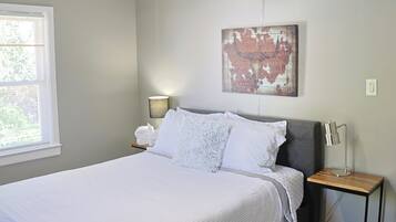 3 bedrooms, iron/ironing board, travel cot, WiFi