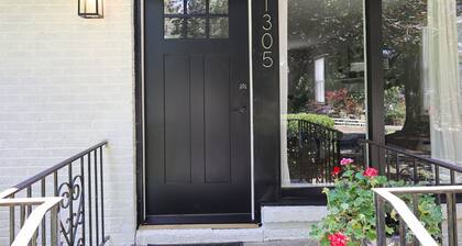 Cozy Bull City Home*1.5 mi to Duke* Dog friendly