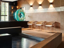 双人护理室、身体护理、体膜护理、身体磨砂、面部护理、指（趾）甲修剪和护理