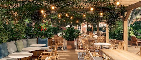 Bar (på overnattingsstedet)