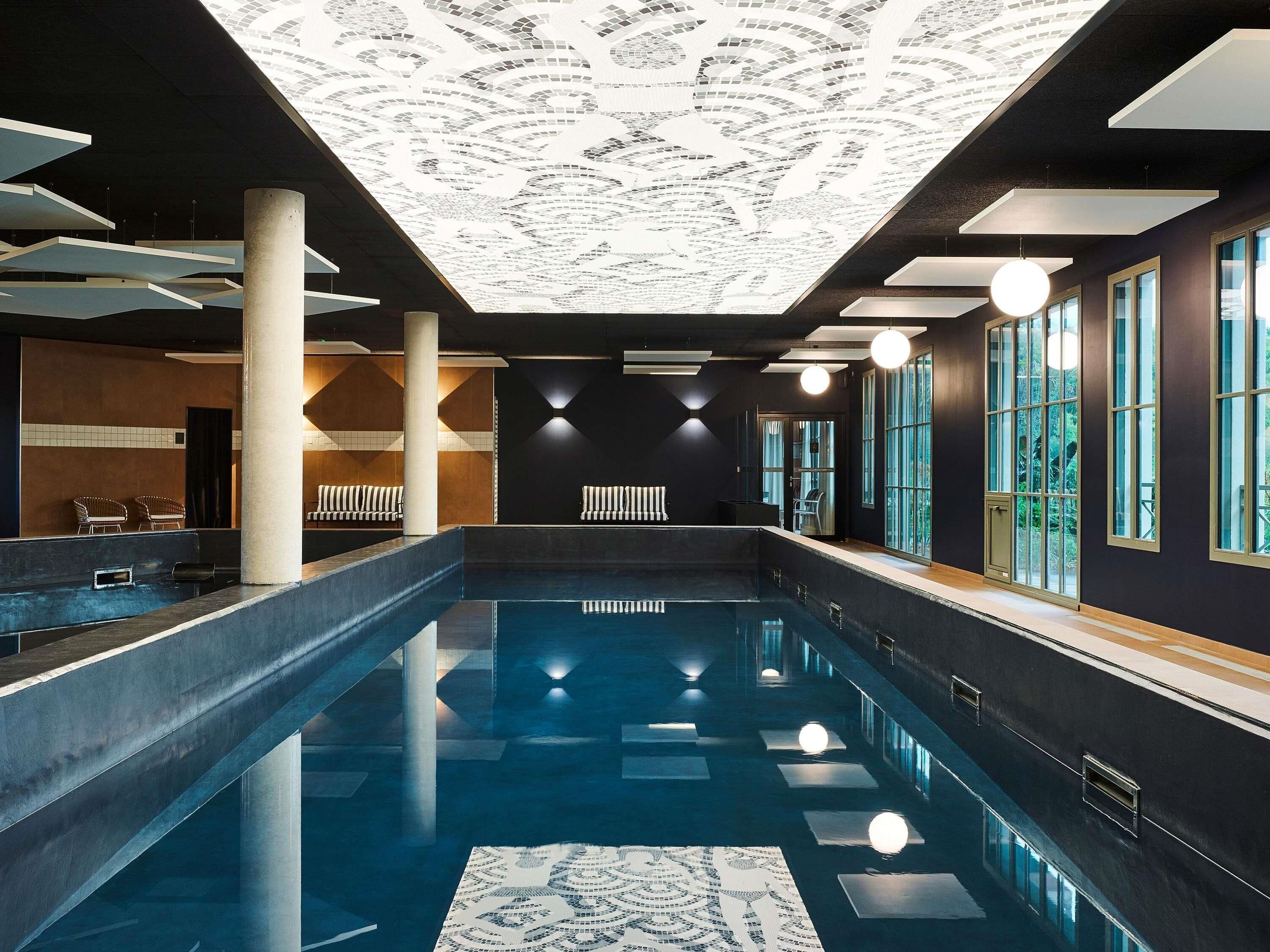 Chambre Confort, 1 lit double, balcon | Minibar, coffres-forts dans les chambres, rideaux occultants