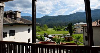 Apartment at the foothills of Pelmo - Borca di Cadore center