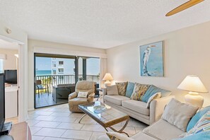 TV, DVD player - Beach Palms 310 - GULF VIEW Condo! (Indian Shores)