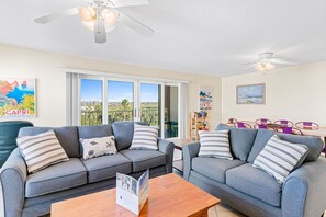 TV, DVD player - Holiday Villas II 409 - INTERCOASTAL Condo! (Indian Shores)