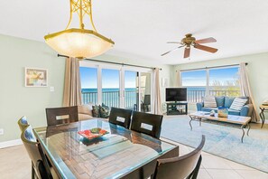 Televisión y reproductor de DVD 