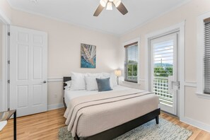 3 chambres, bureau, Wi-Fi gratuit, draps fournis