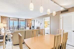 Dining - FREE PERKS INCLUDED!! Sand Castle II 301 - GULF FRONT Condo! (Indian Shores)