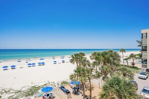 Sur la plage