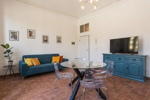 Interior - Santa Croce View 1 by Mmega (Firenze)