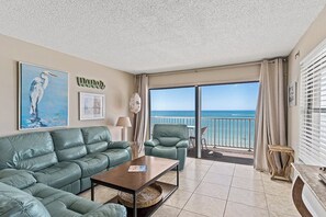 Televisión y reproductor de DVD 