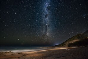On the beach - Y Vue - Beach Side, Spa and fire pit with Ocean Views (Wye River)