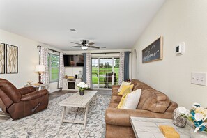 Smart TV, table tennis