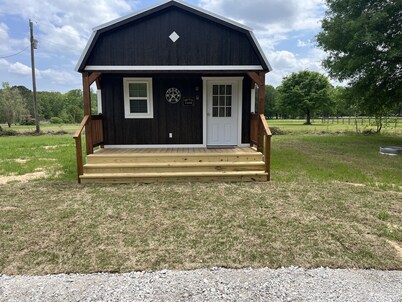 Lone Star Cabin