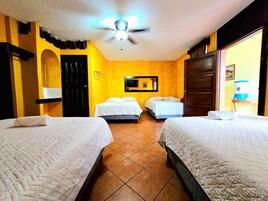 Chambre Quadruple Standard | Wi-Fi gratuit, draps fournis