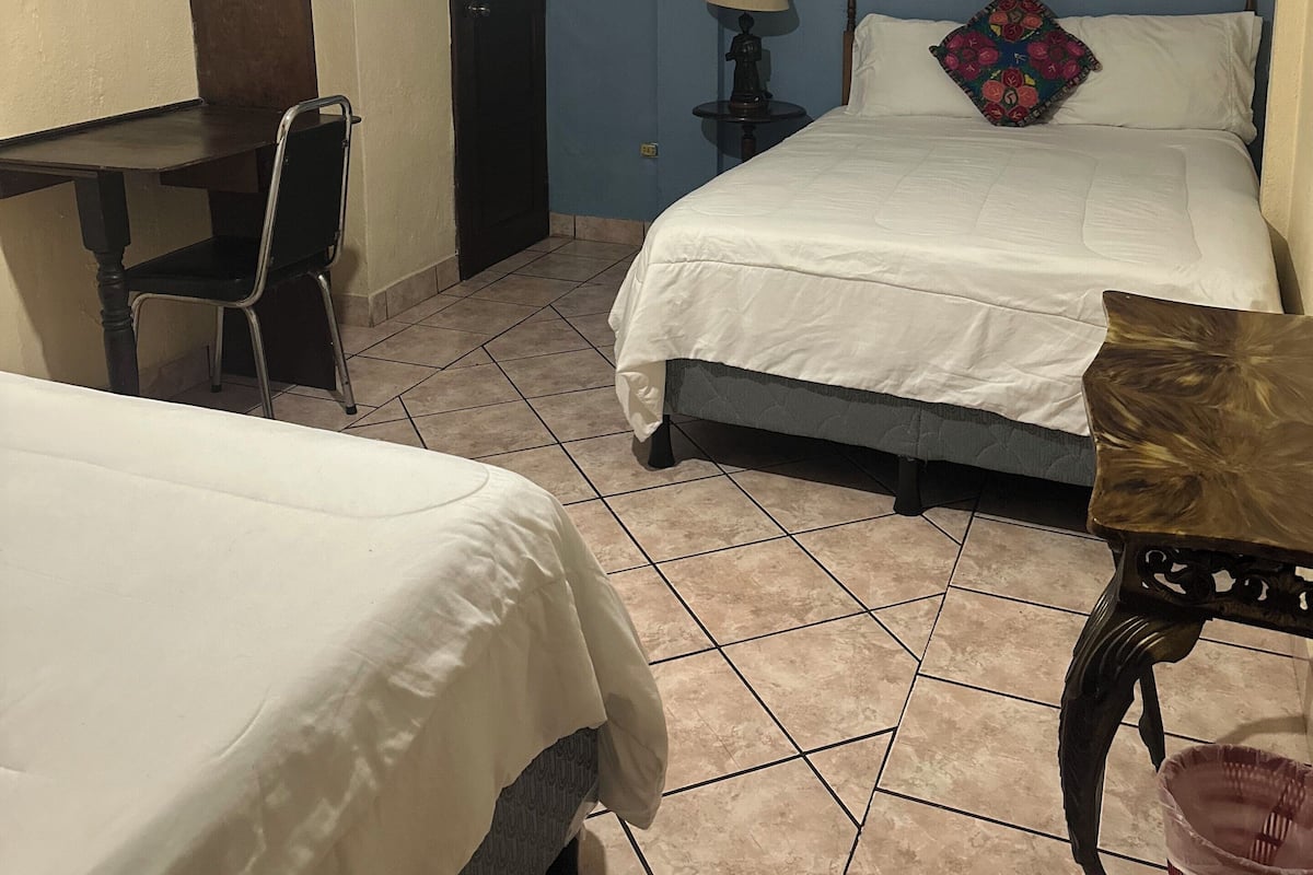 Wifi gratis y ropa de cama