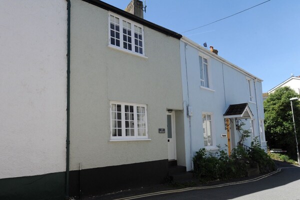 17 Mill Green - Lyme Regis