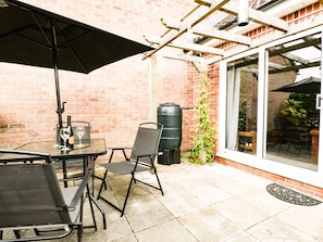 Cottage | Interior
