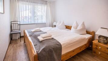 4 Schlafzimmer, kostenloses WLAN, Bettwäsche