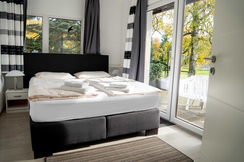 "Villa Nordhang - Apartment 5" mit Bergblick, offener Terrasse und WLAN