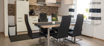 Villa Nordhang - Appartement 1 met uitzicht op de bergen, terras en draadloos internet