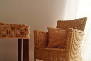 Interior - Private Room With Ocean View 1 (batu layar)