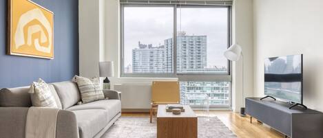 Télévision, chaîne hi-fi