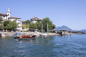 Marina - Piccolo Mondo Antico Stunning View, Stresa, Italy (Stresa)