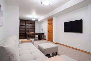 Smart TV, fireplace, offices