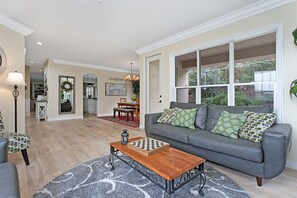 TV connectée, jeux vidéo, Netflix, lecteur de DVD