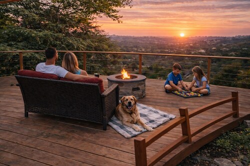 4BR Family Home • Near Legoland & Beach • Gameroom  •  Dogs Free  •  Sleeps 9