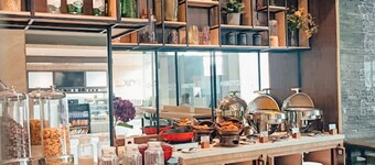 FOX Lite Hotel Grogol Jakarta