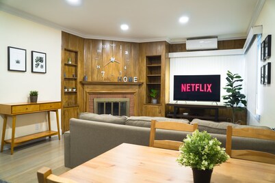 Private Bungalow - Quiet & Convenient in Pasadena