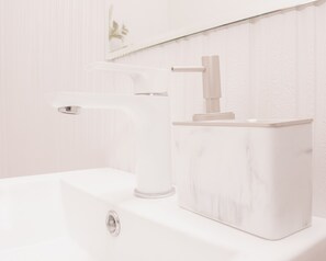 Appartement | Salle de bain | Séchoir à cheveux