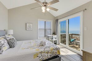 4 室のベッドルーム、アイロン / アイロン台、旅行用ベビーベッド、WiFi (無料)