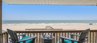 Amazing 4 BR Oceanfront Home w Pool. Dog Friendly, Spectacular Views