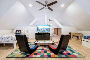 4 habitaciones, escritorio, tabla de planchar con plancha y wifi gratis 