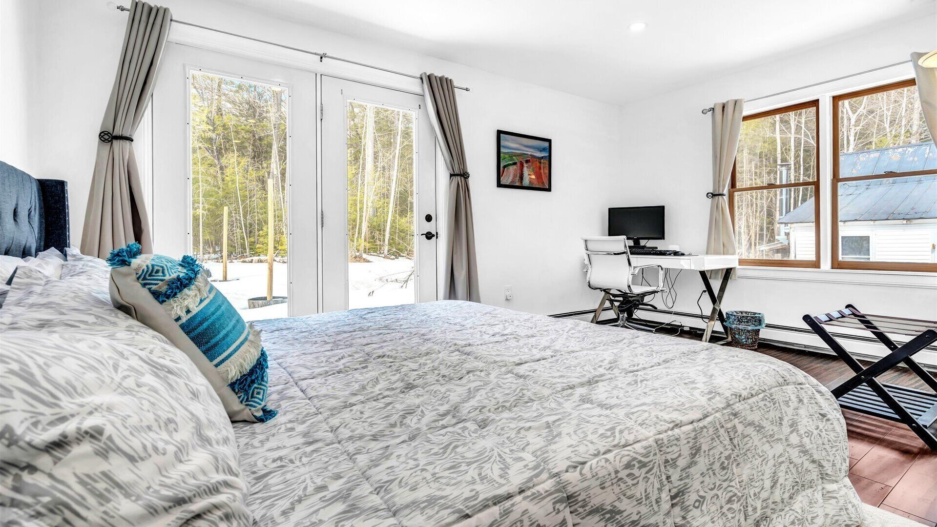 4 chambres, bureau, fer et planche à repasser, Wi-Fi gratuit