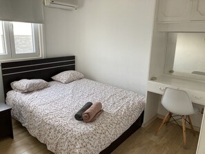Apartamento estándar | 2 dormitorios, escritorio, tabla de planchar con plancha y wifi gratis