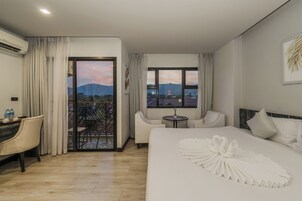 Superior Room | In-room safe, desk, blackout drapes, free WiFi