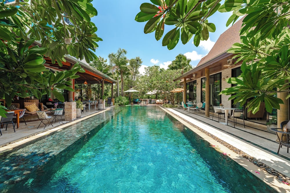 Coco Paradiso Phuket Hotel