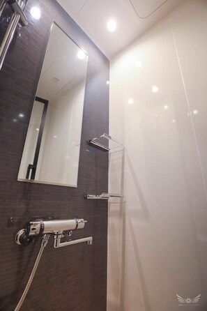Twin Room | Bathroom | Shower, hair dryer, slippers, towels - FFFFFF HOTEL (Fukuoka)