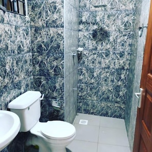 Bathroom - Stay.Plus Bamburi Mtambo Apartments (Mombasa)